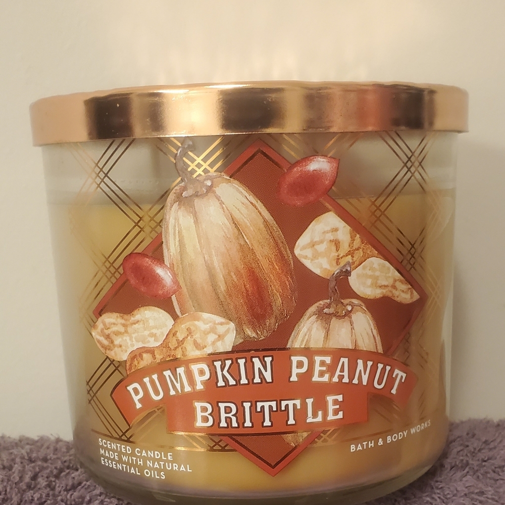 BBW Pumpkin Peanut Brittle Candle